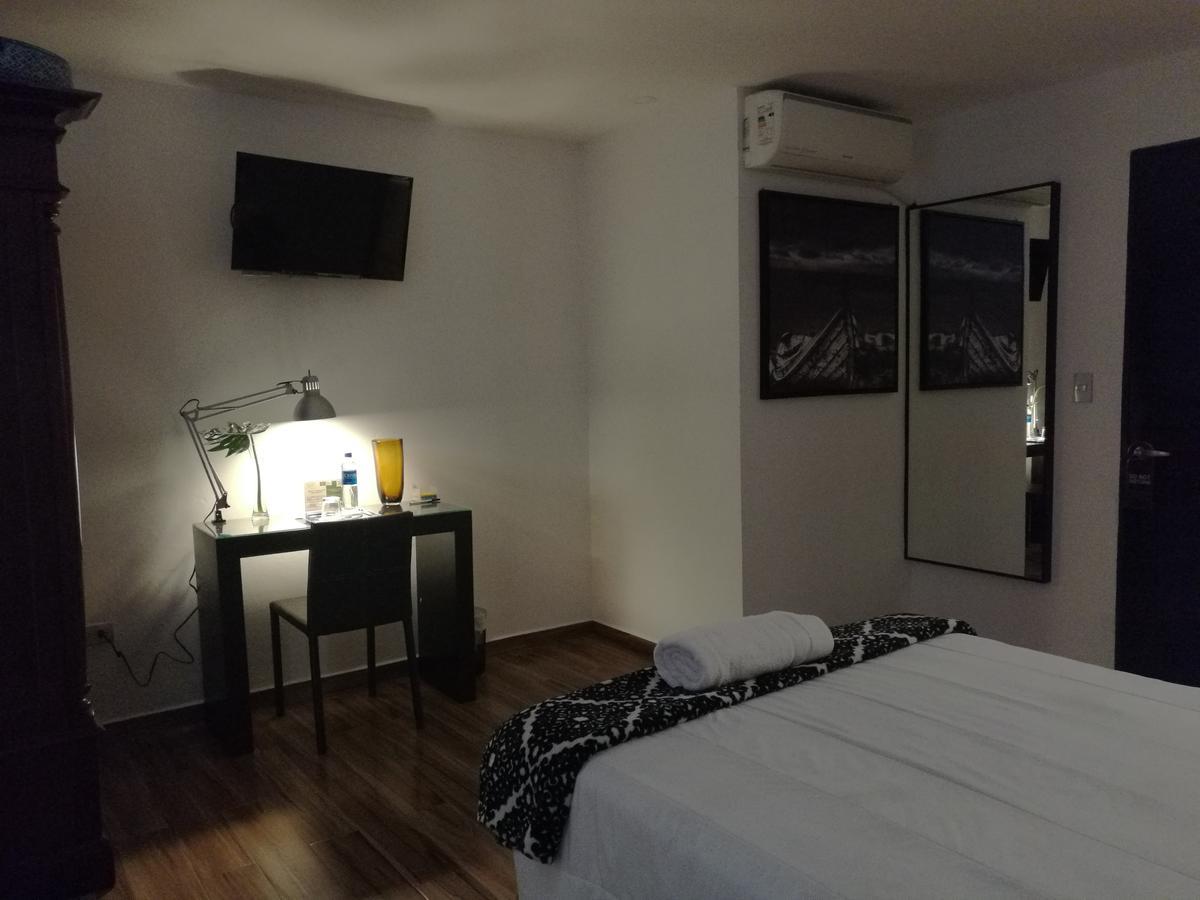 Hotel Boutique Valverde Santa Elena Сан-Сальвадор Экстерьер фото